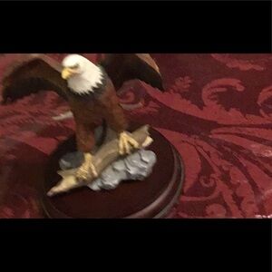 America Eagle Ceramic Figurine, Beautiful Piece! Made in malaysia